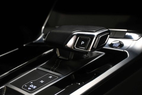 Audi A6 2.0 A6 Black Edition 40 TDI MHEV Semi-Auto 5dr 31