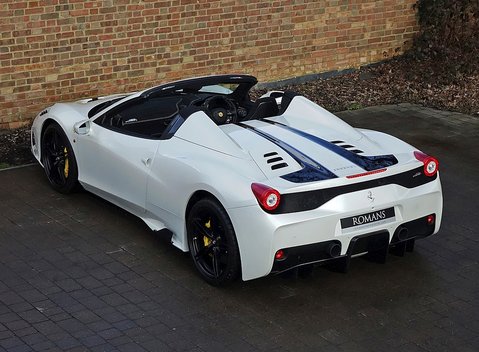 Ferrari 458 Speciale Aperta 25