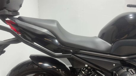 Yamaha XJ6 2010 ONLY 15K 1 FORMER OWNER LONG MOT WARRANTY 600CC A2 33