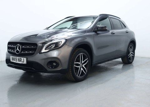 Mercedes-Benz GLA 1.6 GLA180 Urban Edition SUV 5dr Petrol 7G-DCT Euro 6 (s/s) (122 ps) 8