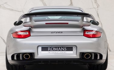 Porsche 911 (997) GT2 RS 5