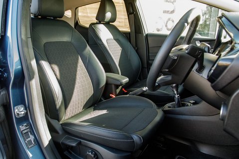 Ford Fiesta TITANIUM X 29