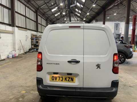 Peugeot Partner BLUEHDI PROFESSIONAL PREMIUM PLUS L1 6