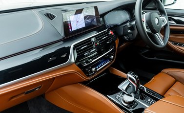 BMW M5 Competition 18