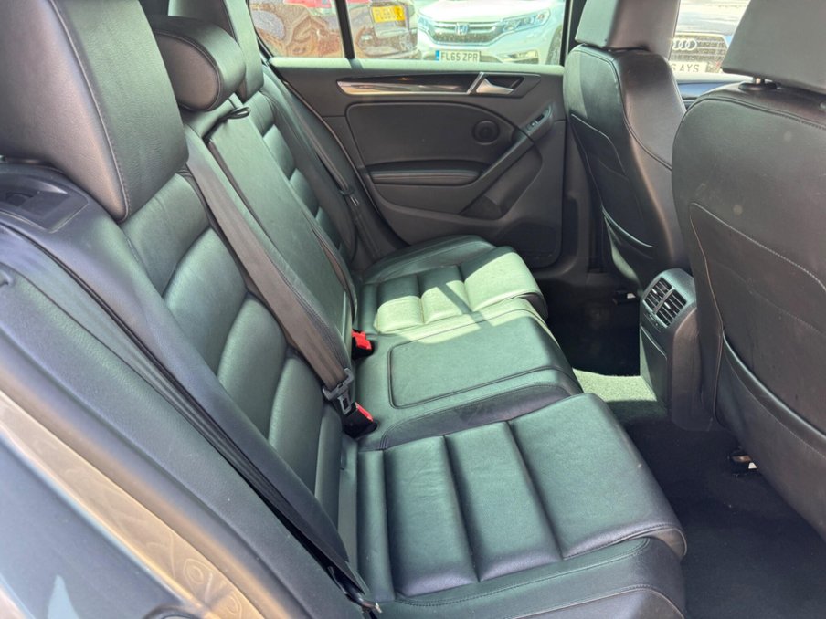 2012 Volkswagen Golf — image 23