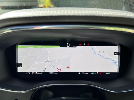 Jaguar F-Pace 2.0 D200 MHEV R-Dynamic HSE Black Auto AWD Euro 6 (s/s) 5dr 74