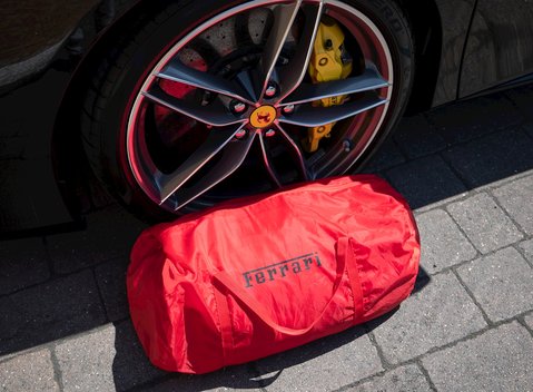 Ferrari 488 Spider 32