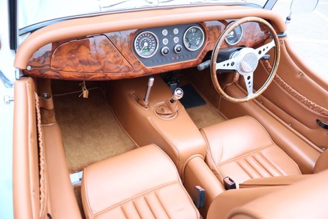 Morgan 4/4 4300 miles from new stored in a heated garage  STUNNING COLOUR COMBO 26