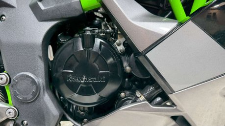 Kawasaki Ninja 2020 ONLY 13K LONG MOT WARRANTY SPORTS BIKE 125CC 14