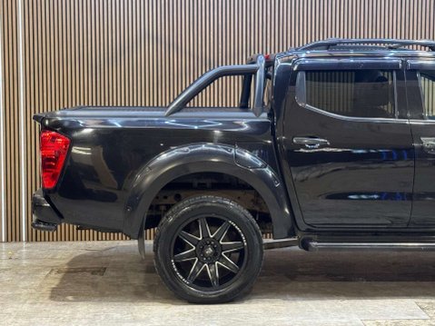 Nissan Navara 2.3 Navara Tekna dCi Auto 4WD 5dr 15
