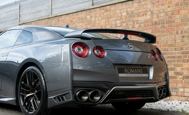 Nissan GT-R Prestige 24