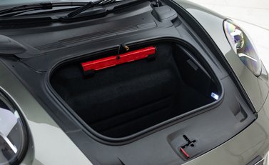 Porsche 911 Targa 4S (992) 56