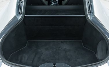 Aston Martin V8 Vantage 35