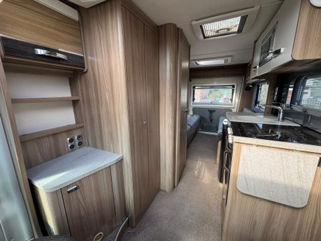 Swift Rio 310 10