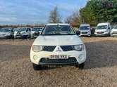 Mitsubishi L200 4Work | 2.5 LT | Double Cab | Cruise Control | NO VAT 3