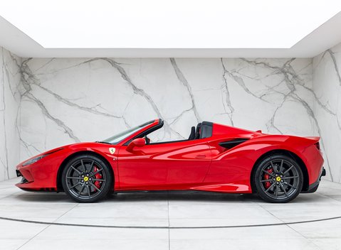 Ferrari F8 Tributo Spider 2