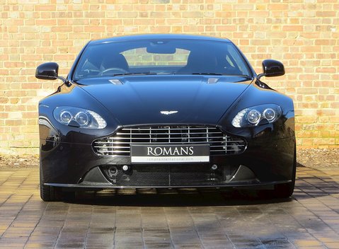 Aston Martin V8 Vantage S 15