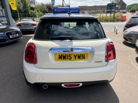 Mini Hatch 1.5 Cooper Euro 6 (s/s) 3dr 13