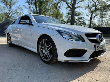 Mercedes-Benz E Class 2.1 E220 AMG Line Bluetec Auto 2dr