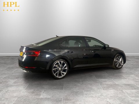 Skoda Superb 1.5 TSI ACT SportLine Plus Hatchback 5dr Petrol DSG Euro 6 (s/s) (150 ps) C 14