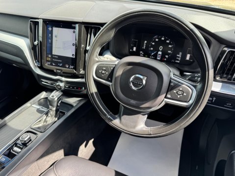 Volvo XC60 2.0 D4 Momentum Pro Auto AWD Euro 6 (s/s) 5dr 42