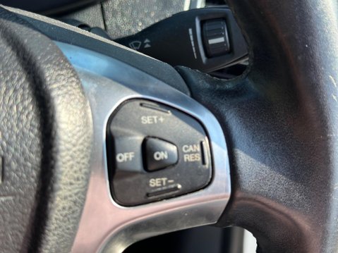 Ford Ecosport 1.0T EcoBoost Titanium 2WD Euro 5 (s/s) 5dr 18