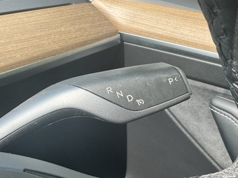 Tesla Model Y (Dual Motor) Long Range SUV 5dr Electric Auto 4WDE (384 bhp) 14
