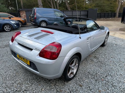 Toyota MR2 1.8 MR2 Roadster VVTi 2dr 19