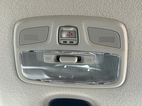 Suzuki Swift 1.2 Hybrid ULTRA 31