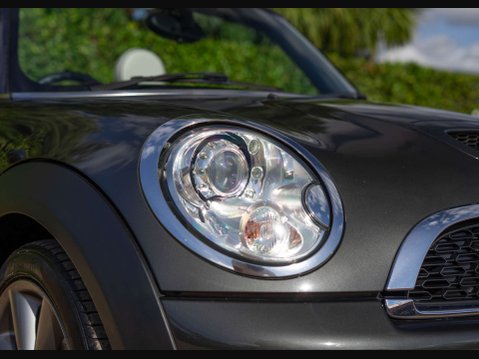Mini Convertible 1.6 Cooper S 2dr 11