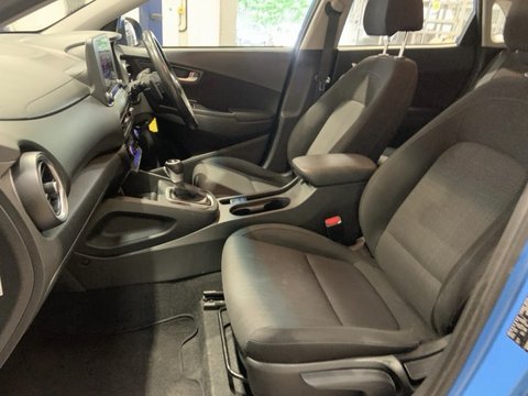 Hyundai KONA GDI SE CONNECT 17