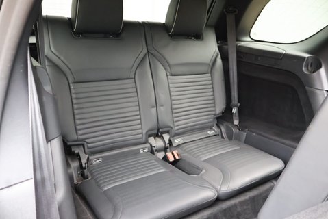 Land Rover Discovery R-DYNAMIC HSE MHEV 7 seater genuine Land Rover seats  15