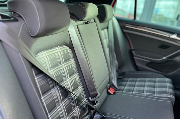 Volkswagen Golf 2.0 TDI BlueMotion Tech GTD 5 Door 24