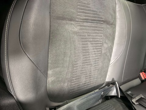 Ford Focus 2.3 Focus ST 5dr 36