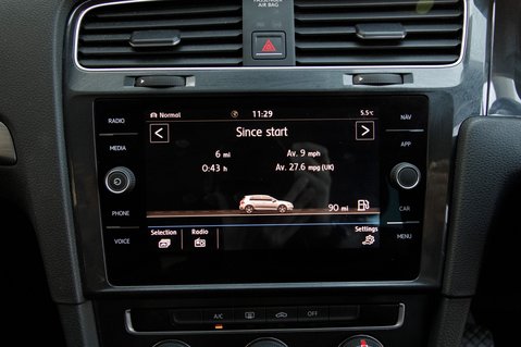 Volkswagen Golf SE NAVIGATION TSI BLUEMOTION TECHNOLOGY 28