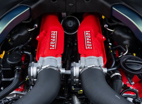 Ferrari Roma SPIDER 44