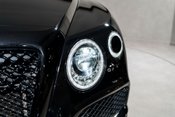 Bentley Bentayga W12. ALL TERRAIN SPEC. PANORAMIC ROOF. H, C & M SEATS. PRIVACY GLASS. 70