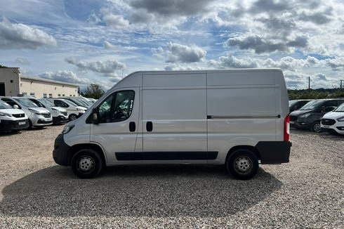 Peugeot Boxer MWB L2H2 Medium Roof Professional Air Con Sensors EURO 6 NO VAT
