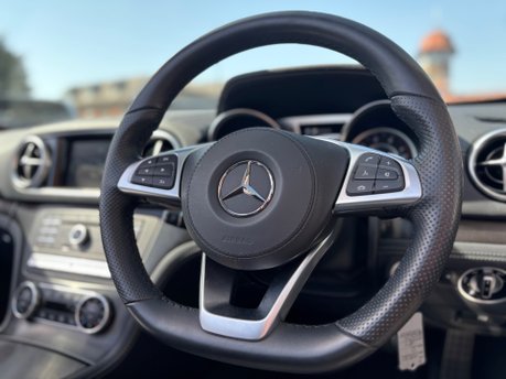Mercedes-Benz SL Series 3.0 SL400 V6 Grand Edition Convertible 2dr Petrol G-Tronic+ Euro 6 (367ps) 24