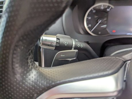 Jaguar XE 2.0 XE R-Dynamic S Auto 4dr 73