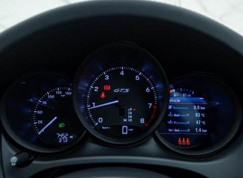 Porsche Macan GTS 22