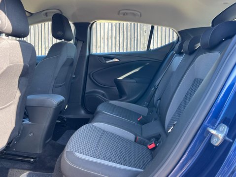 Vauxhall Astra SRI NAV 21