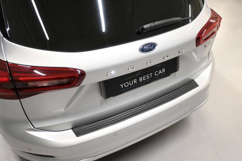 Ford Focus 1.0 Focus ST-Line X mHEV Auto 5dr 54