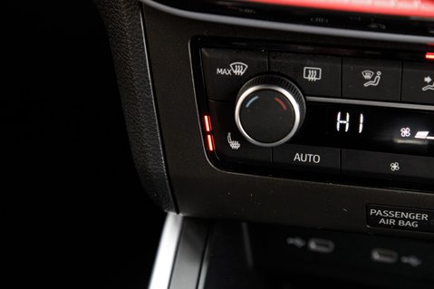 SEAT Arona TSI FR SPORT DSG 38