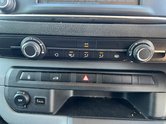 Peugeot Expert MWB L2H1 Bluehdi Professional 120 ps Twin Side Door EURO 6 29