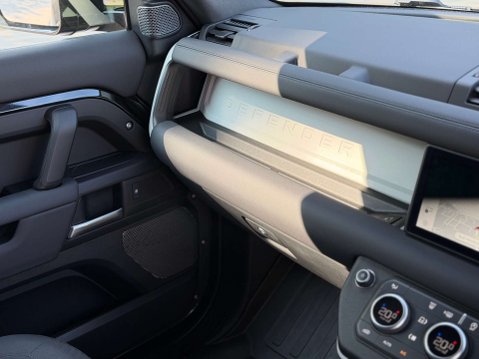 Land Rover Defender 3.0 Defender Hard Top D MHEV Auto 4WD 3dr 19