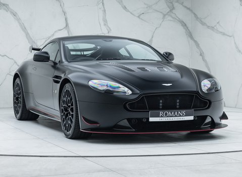 Aston Martin V12 Vantage S 6