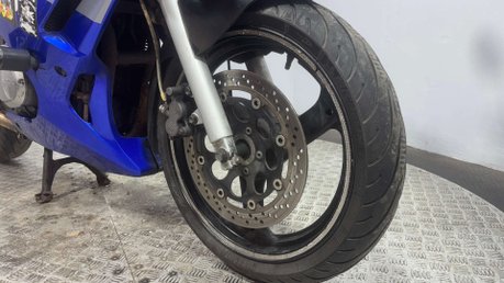 Suzuki GS500 2004 61K RUNNING PROJECT BIKE SPARES OR REPAIR 500CC A2 21
