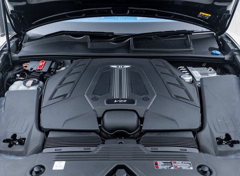 Bentley Bentayga V8 AZURE EWB First Edition 51