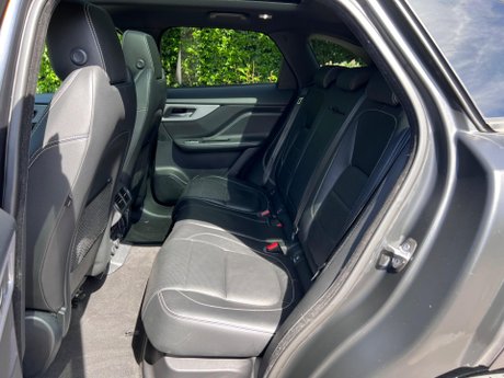 Jaguar F-Pace 2.0 D180 R-Sport Auto AWD Euro 6 (s/s) 5dr 77